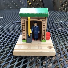 Thomas Friends Wooden Railway Playset Section - Conductor Shed Building