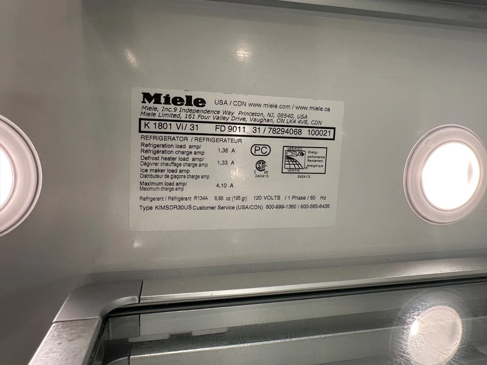 Frigorífico congelador de lujo Miele lado a lado frente de acero inoxidable en magnífico estado  Foto 3 de 4