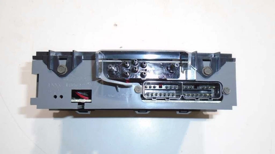 CONTROL DE TEMPERATURA COMPATIBLE CON 98 LINCOLN CONTINENTAL 592502 Foto 4 de 4