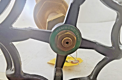 Hammond IB640 Gate Valve 125SWP 200WOG 3'' SOLID WEDGE DISC THREADED BONNET