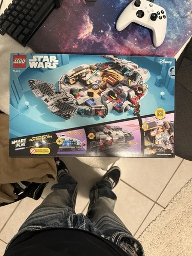 LEGO Star Wars SMART Play Millennium Falcon 75426 Complete Set 885 Pieces Box