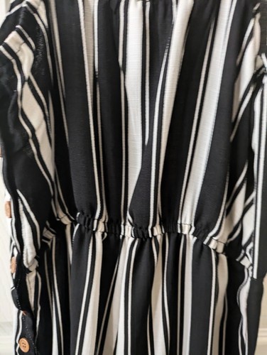 Kensie in Junior Black & White Striped Jumpsuit Back Pockets Size 14 - Picture 3 of 3