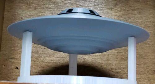 Sport Model UFO/Flying Saucer - from S4 Area 51 - Revealed by Bob Lazar - Large - Picture 4 of 7