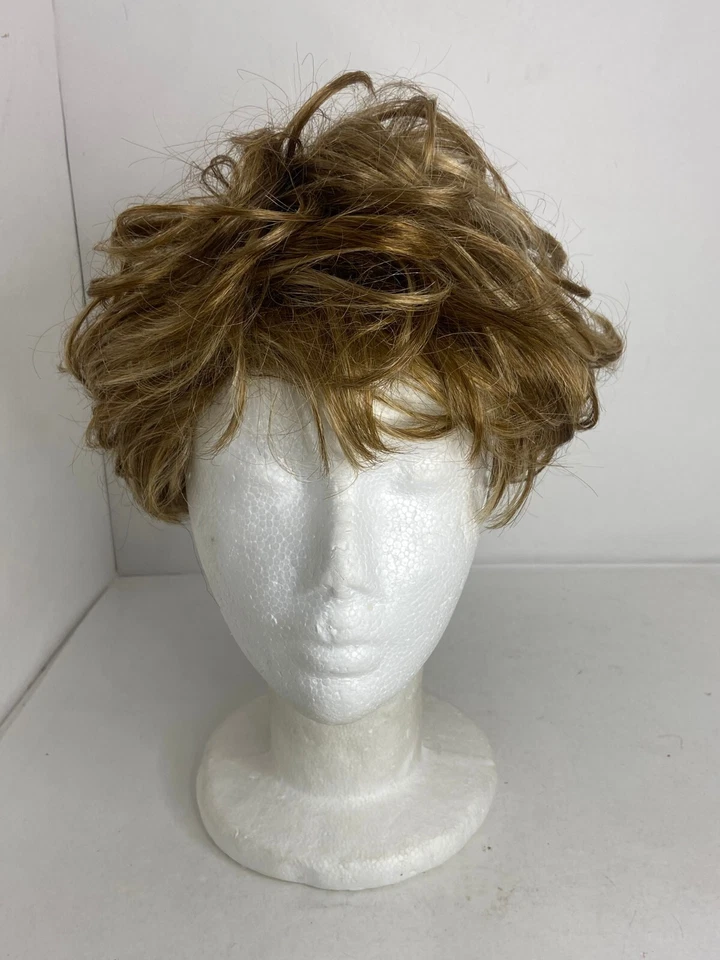 🍌JUNEE FASHION KANEKALON SHORT LIGHT BROWN BLONDE CURLY WOMEN'S WIG EUC - K2 - Image 3 of 4
