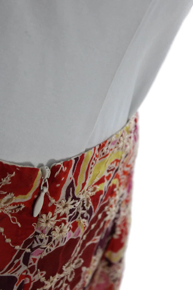 Falda floral roja con cremallera texturizada roja talla 04 Cynthia Cynthia Steffe para mujer Foto 4 de 4