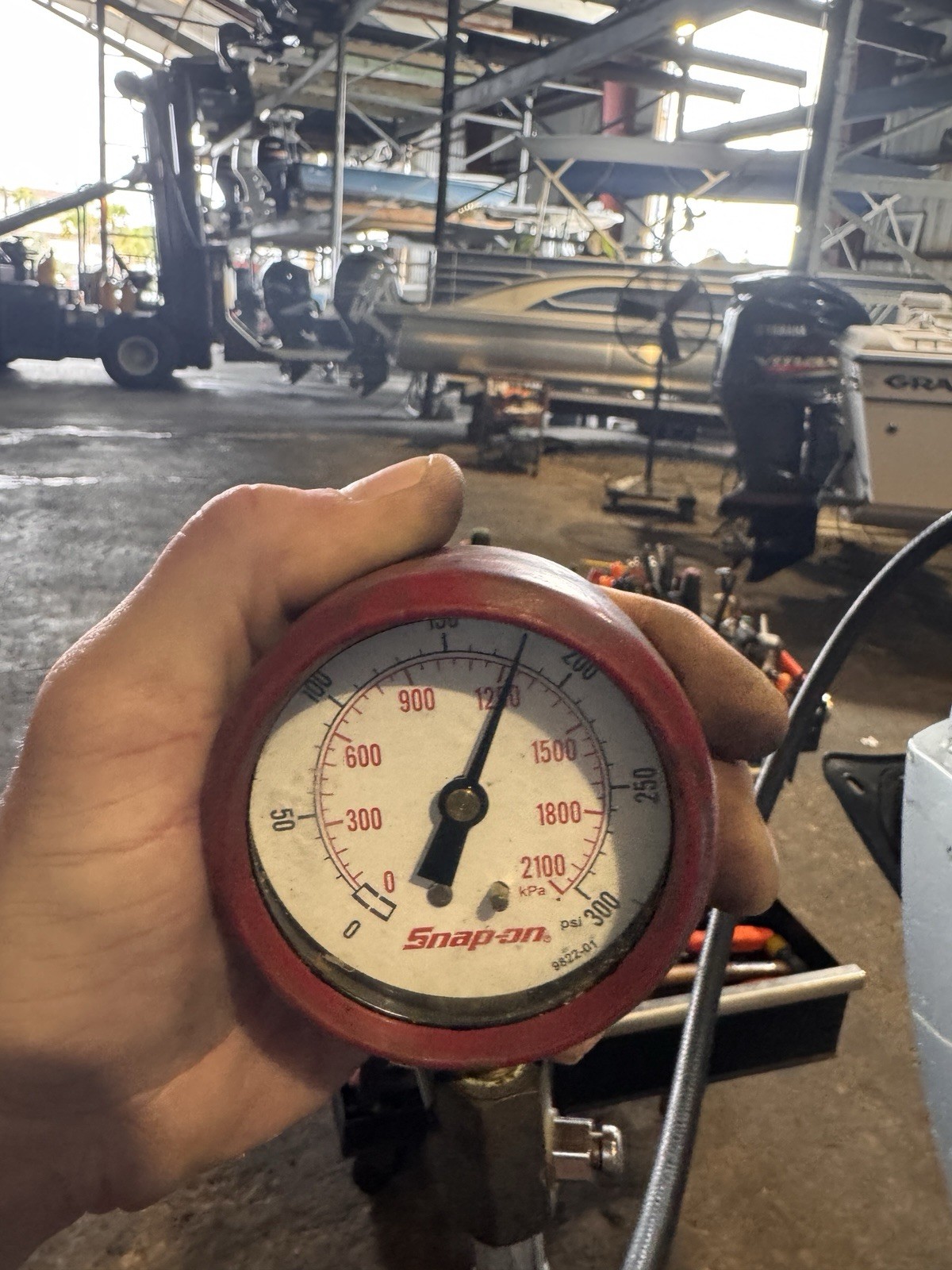 HONDA  BF150A  2015 , 20 INCH SHAFT , STARTS AND RUNS.