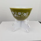 Vintage PYREX Green Spring Blossom #401 Crazy Daisy 1.5 Pint Mixing Bowl