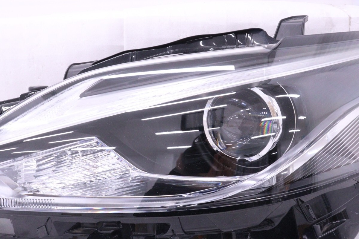 Genuine Lexus CT200 Hybrid ZWA10 Late Model LED Left