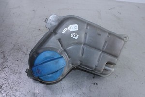 Audi A4 B6 2.0l 96kW Limousine Ausgleichsbehälter 8E0121403