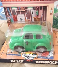 Chevron Kelly Kompact Collectibles- 4.5" Green Mini Car 1998- Doors; Trunk Opens