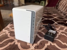 Synology DiskStation NAS 2 bay DS212j good working unit with power cord 