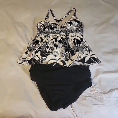 Coco Reef Sublime Tankini SwimWear Top Midnight Jungle Sz 38F Christina Panty XL
