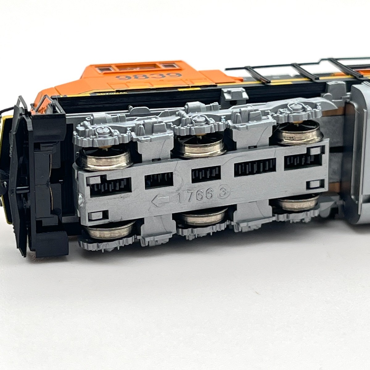 鉄道模型 RT-170866 Kato 176-6309 BNSF EMD SD70MAC Diesel Locomotive 9839 N Scale | eBay