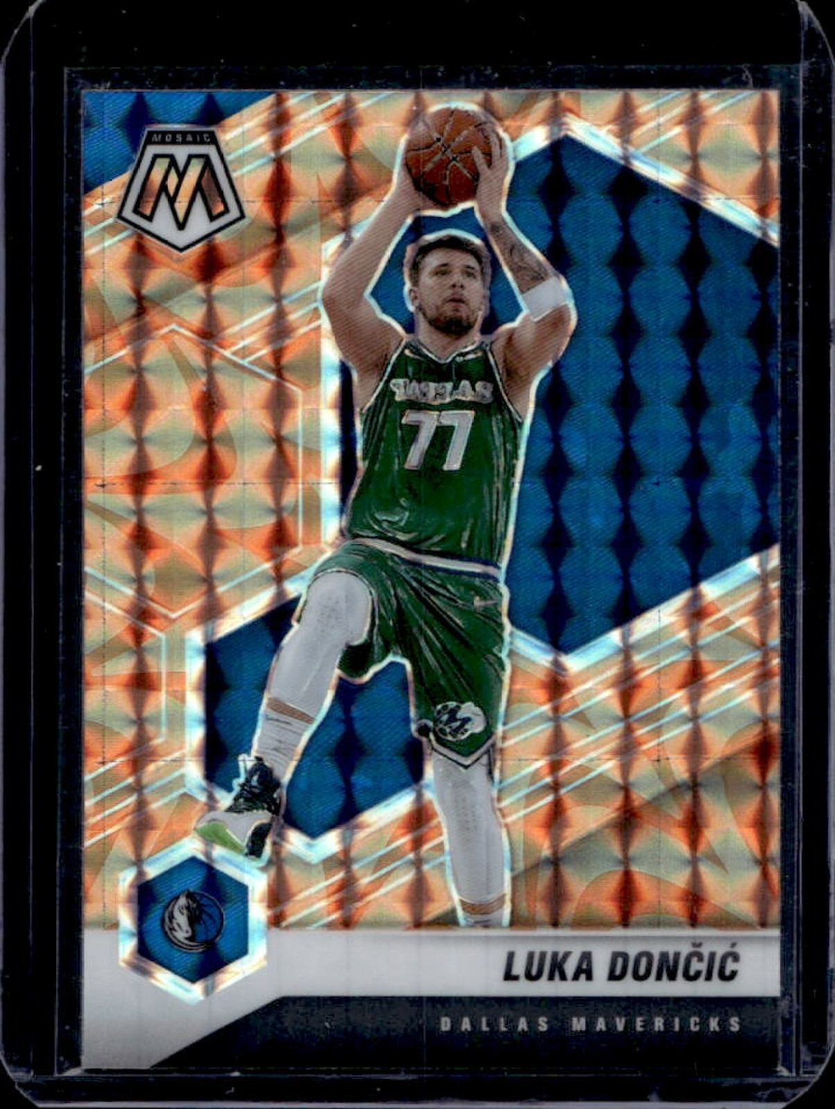 2020-21 Panini Mosaic Luka Doncic Reactive Orange #47 Mavericks