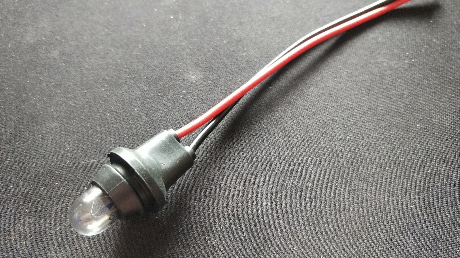 Sidelight / Pilot / Parking Light Bulb Holder ***12 VOLT*** 12mm hole