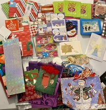Holiday Gifting Lot 27 Assorted Bottle And Gift Bags 30 Name Tags 25 Cards