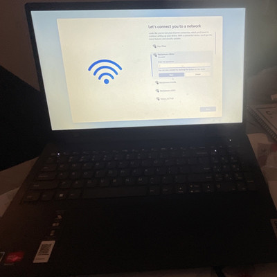 Lenovo IdeaPad 15.6in FHD Intel i5 8GB 256GB SSD Win 11 Blue