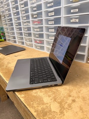 Apple MacBook Pro 14'' (1TB SSD, M1 Max 10-Core, 3.2GHz, 32GB RAM