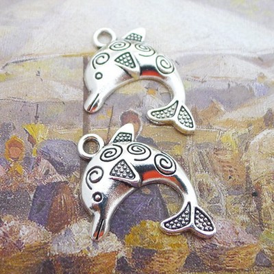 12/30PCS Antique Silver Tone DOLPHIN Charm Pendant Ocean Charms JHS766