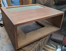 McIntosh L19 walnut wood cabinet (for mac1700/1900 series) Near Immaculate!