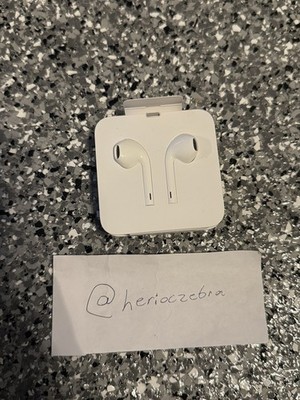 Apple Lightning Earpods with Headphone Adapter OEM Earbuds