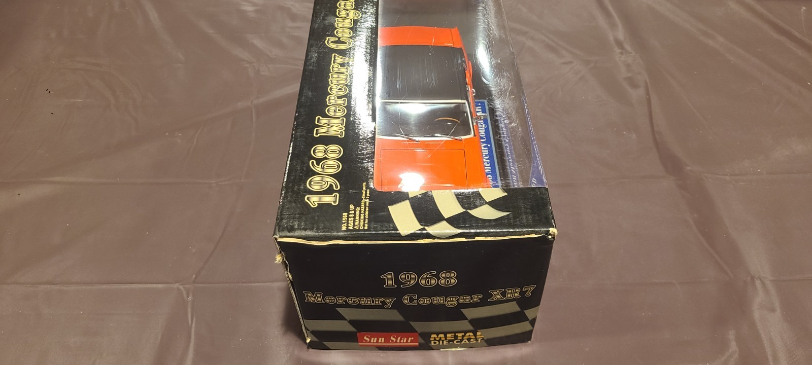 SUNSTAR 1 18 MERCURY COUGAR XR7 (1968) Gold Sun Star 68 Cougar VERY RARE 1/18 thumbnail 4