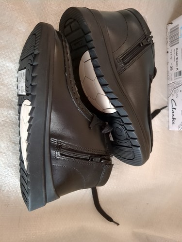 NEW In Box Clarks Boys Goal Wally K School Shoe UK Size 1 1 Fit F Black Leather - Picture 7 of 9