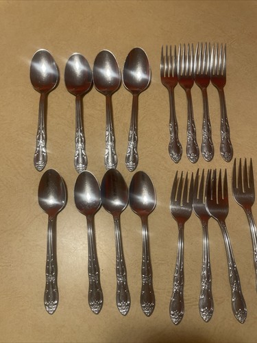 Oneidacraft V Stainless Glossy Flatware Serving Fork Spoon Set Of 4