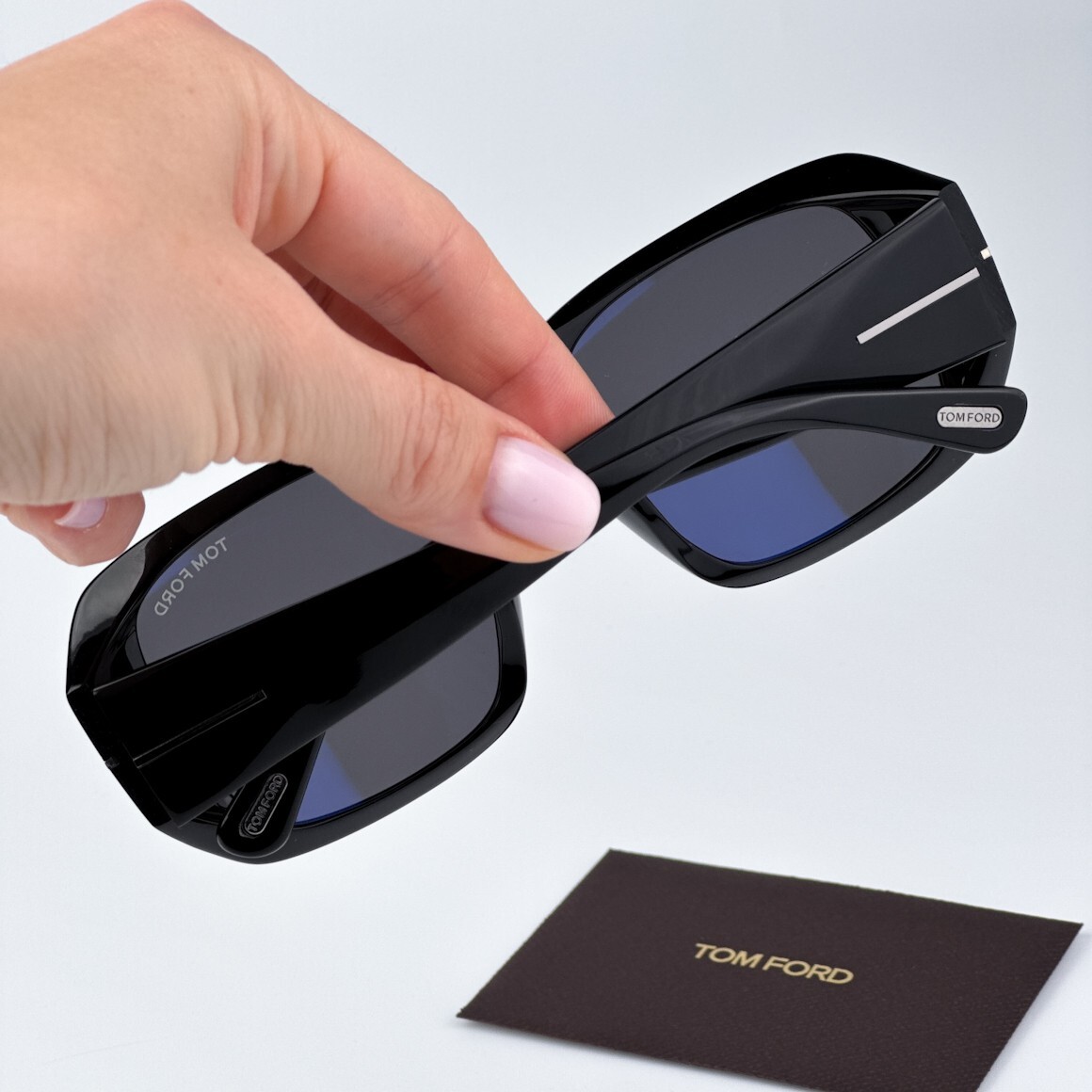 Tom Ford Women Sunglasses Black Smoke Grey Square FT1035-N  display picture 3