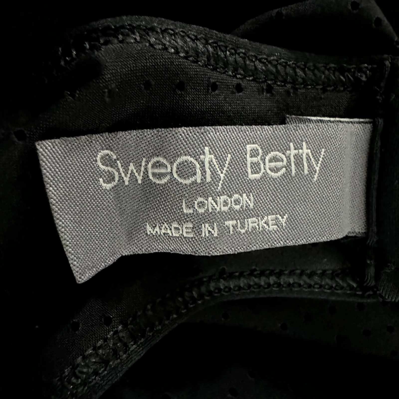 sweaty-betty roam free activewear tank-top