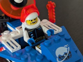 Vintage (1993) LEGO Space Ice Planet 2002 set 6834 Celestial Sled - RARE