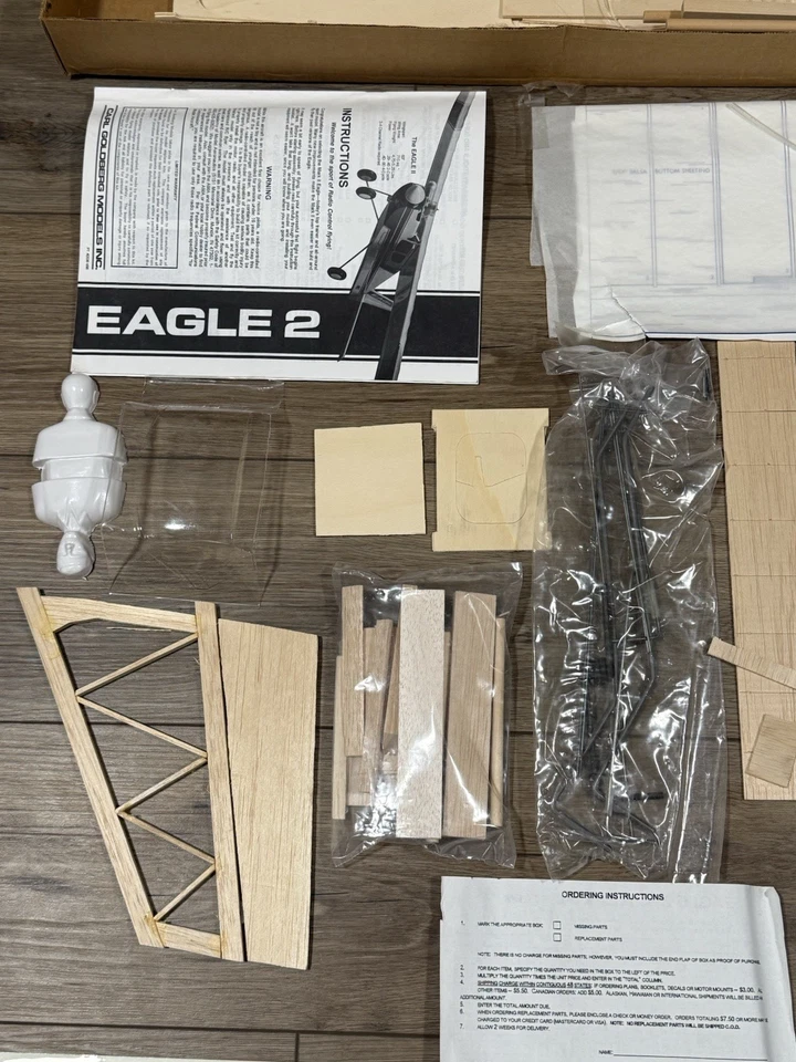复古 Carl Goldberg Eagle 2 63 英寸 Wingspan Balsa 遥控模型飞机套件 未制造 — 第 3/4 张图片