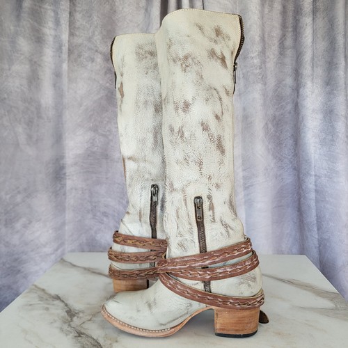 FreeBird by Steven CANON Distressed Belted Knee High Boots Women's Size 8 Tan - Picture 10 of 20