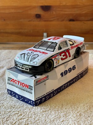 Action Collectables Mike Skinner Snap-On 1996 Monte Carlo 1:24 Scale Stock Car