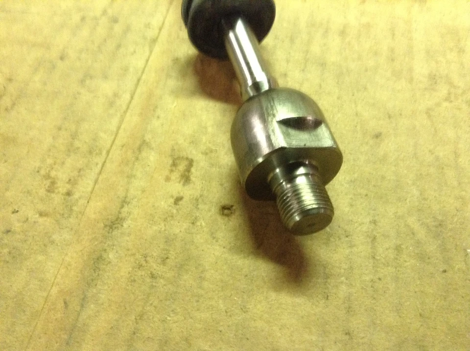 NUEVO NAPA 269-3695 Extremo de varilla de dirección - Se adapta a BMW 84-93  Foto 4 de 4