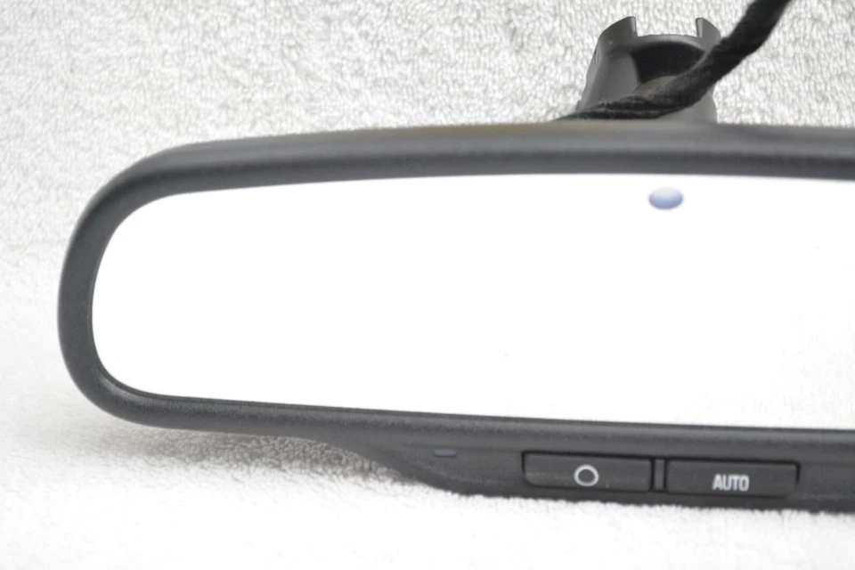 2013-2015 Chevy Captiva Saturn Vue Automatic Dimming Power Rear View Mirror OEM - Image 2 of 4