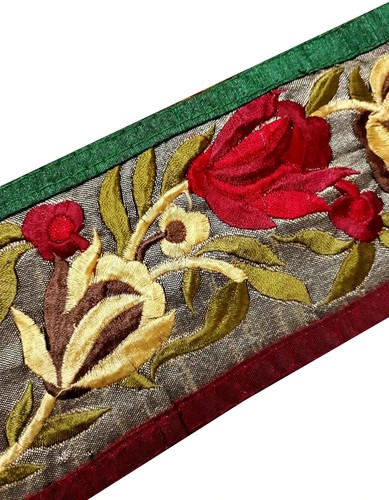 Vintage Saree Border India Decorative Trim Antique Embroidered Ribbon Silk Sari - Picture 5 of 8