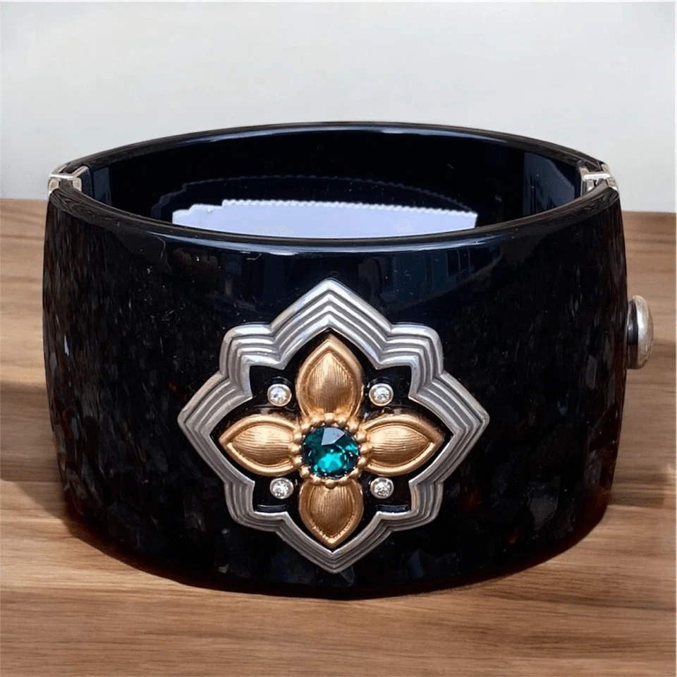 Nuevo con etiquetas Nuevo Brazalete Brighton Monarch Joy Bisagras Negro/Plateado Dorado con Cristal Verde Foto 4 de 4