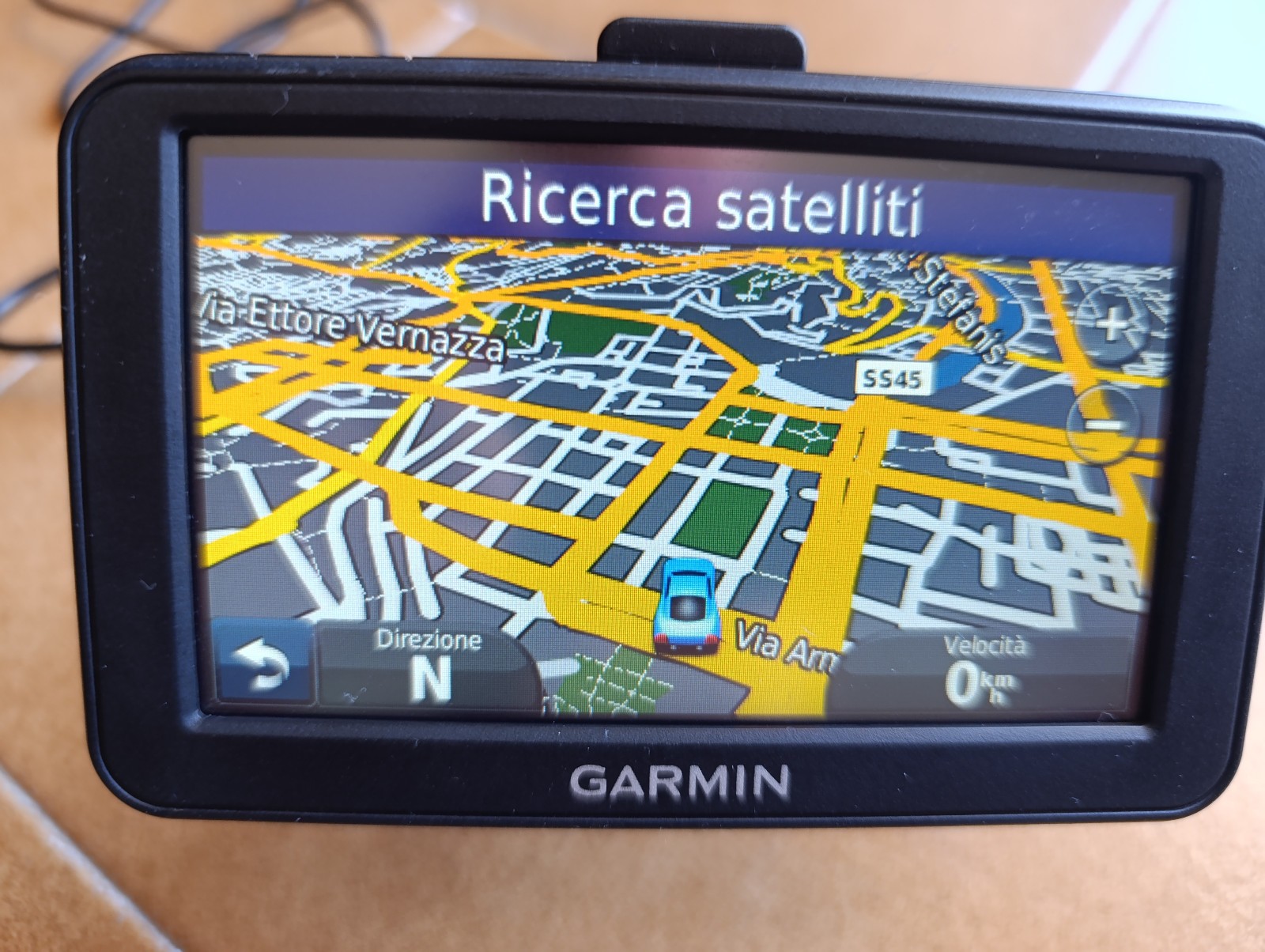 Foto 1 di 4