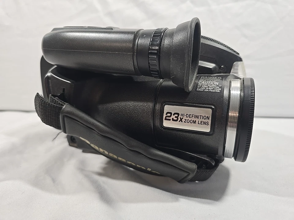 Panasonic Palmcorder PV-L550D Video Camera (Untested) - Image 4 of 4