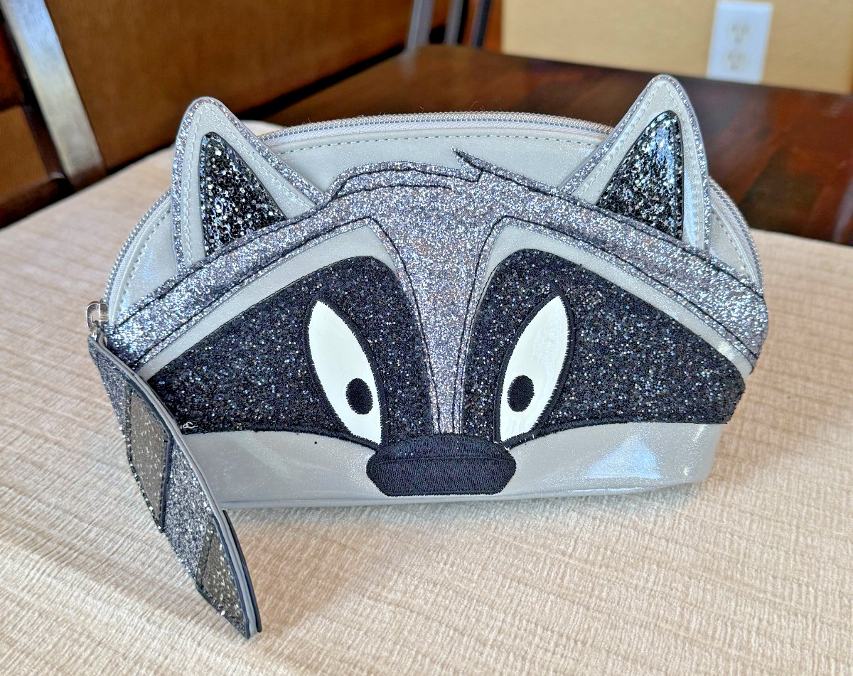 Danielle Nicole Disney Parks MEEKO Pocahontas Cartera Bolso sin asas Mapache Bolso de mano