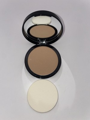 Mineral Foundation Pressed Powder SPF 15 - Sunlit - Buildable Coverage