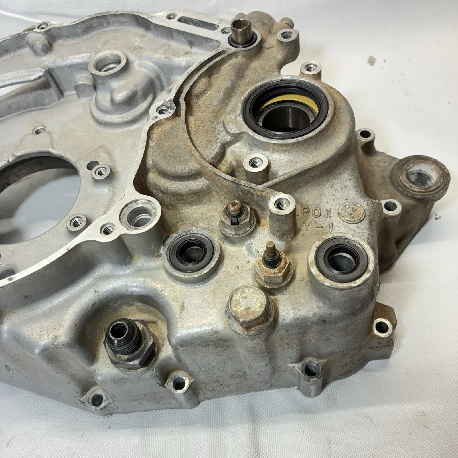 01-05 Yamaha Raptor 660 Engine Crank Case Crankcase  Left