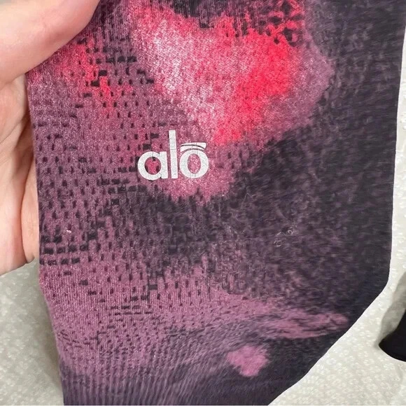 alo-yoga airbrush print full length activewear leggings
