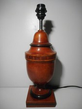 Pied lampe bois espagnol marque Acanto Fanal