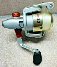 QUANTUM CONTROLLER CN20F Spinning Reel Continuous Anti-Reverse 4 Bearings RARE