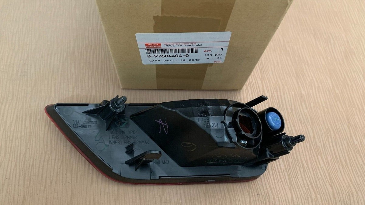GENUINE ISUZU LAMP UNIT RR COMB 8976844040 | eBay