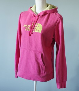 pink north face jumper