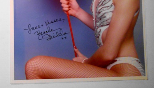 Foto firmada por Brooke Shields - Circo de las Estrellas - 8" x10" - Original - Imagen 2 de 4