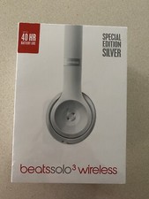 New Beats by Dre Solo3 Wireless Over the Ear Headphones Special Edition Silver